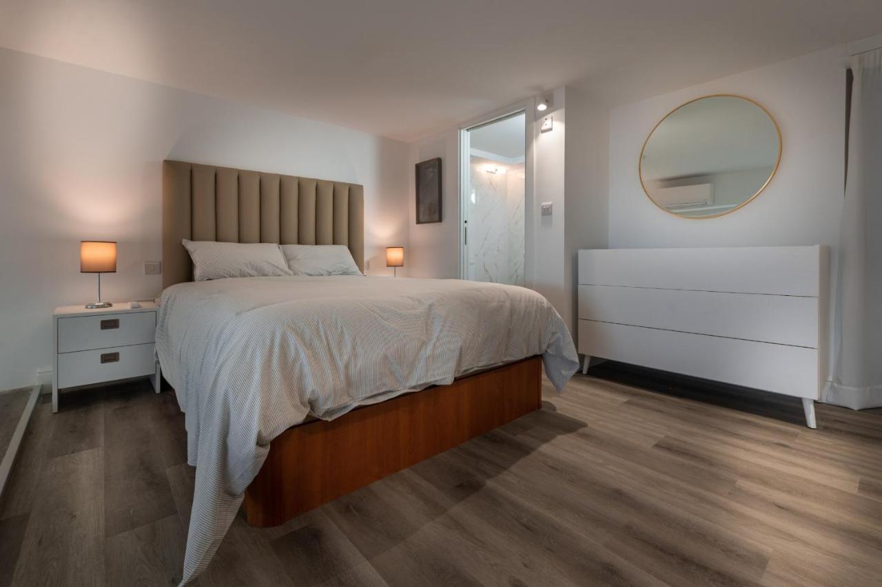 Beachfront Maisonette Gibraltár Kültér fotó